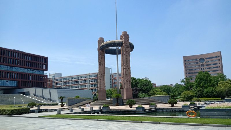 电力继电器：揭秘其核心参数与选购要点**