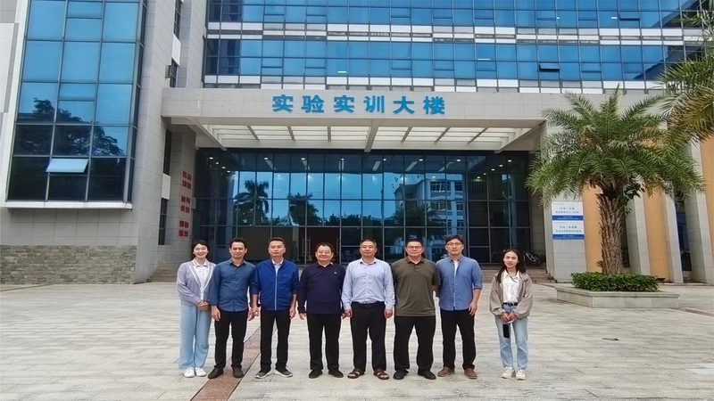 揭秘雅马哈贴片机：型号与参数解析
